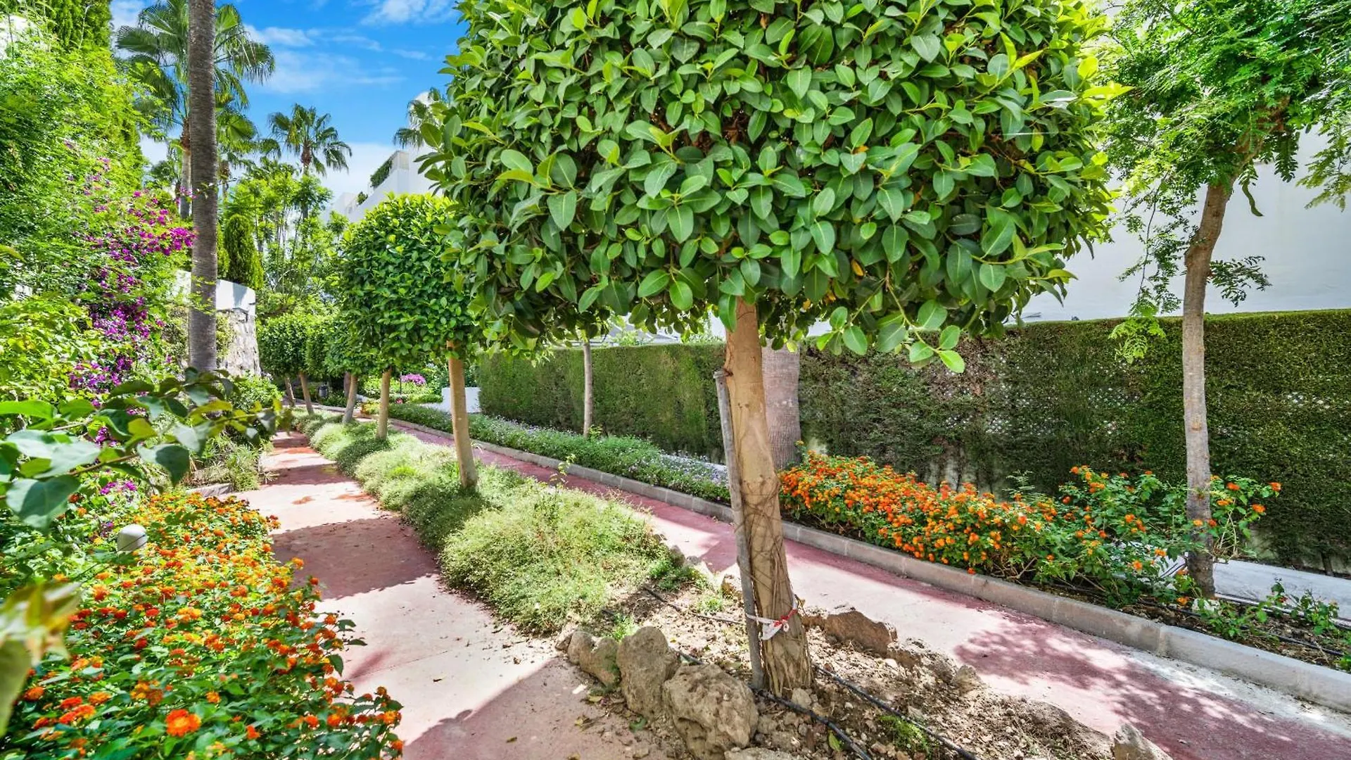 Marbella Real Golden Mile - 3 Bedroom Apartment Испания