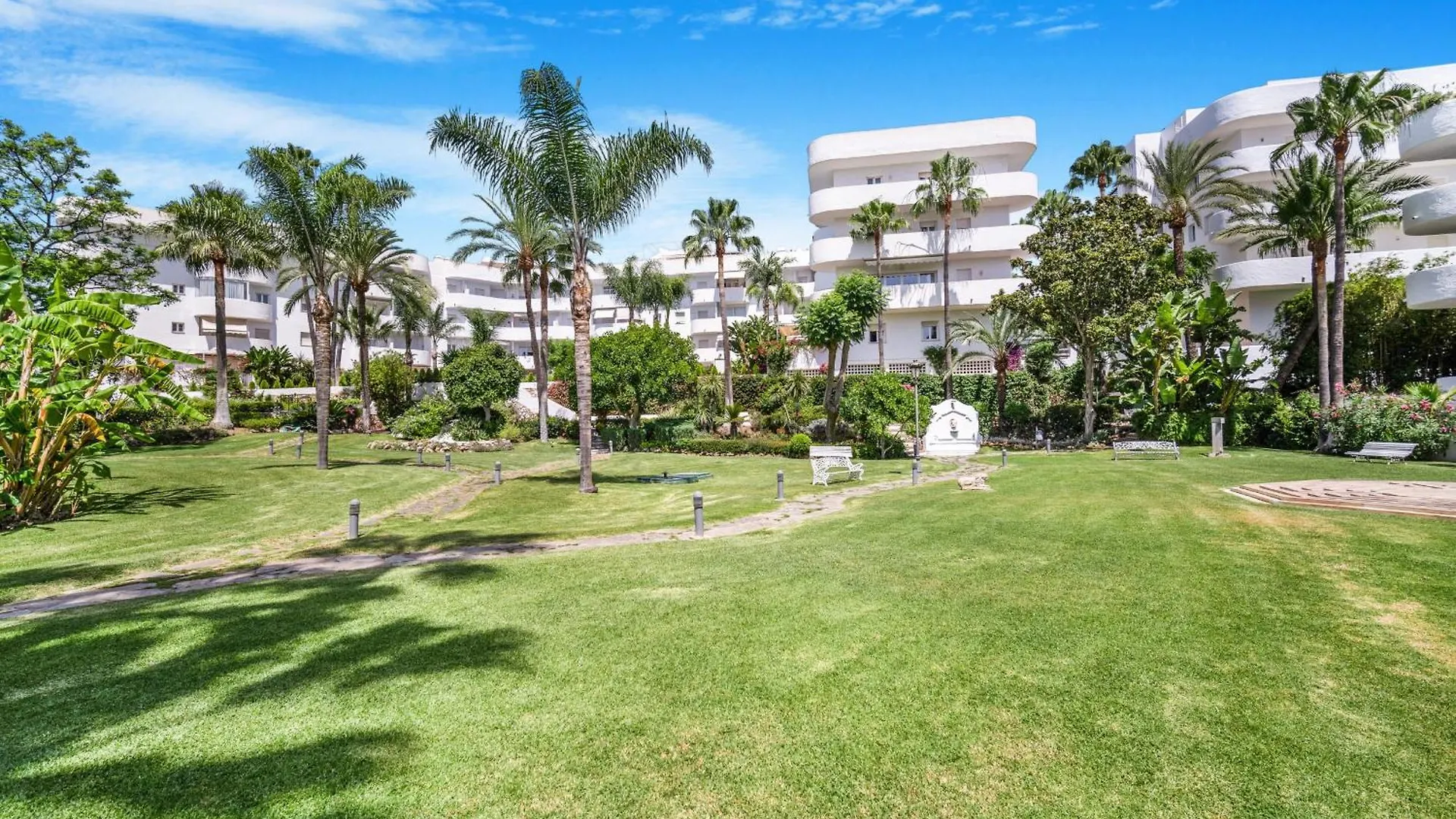 Marbella Real Golden Mile - 3 Bedroom Apartment