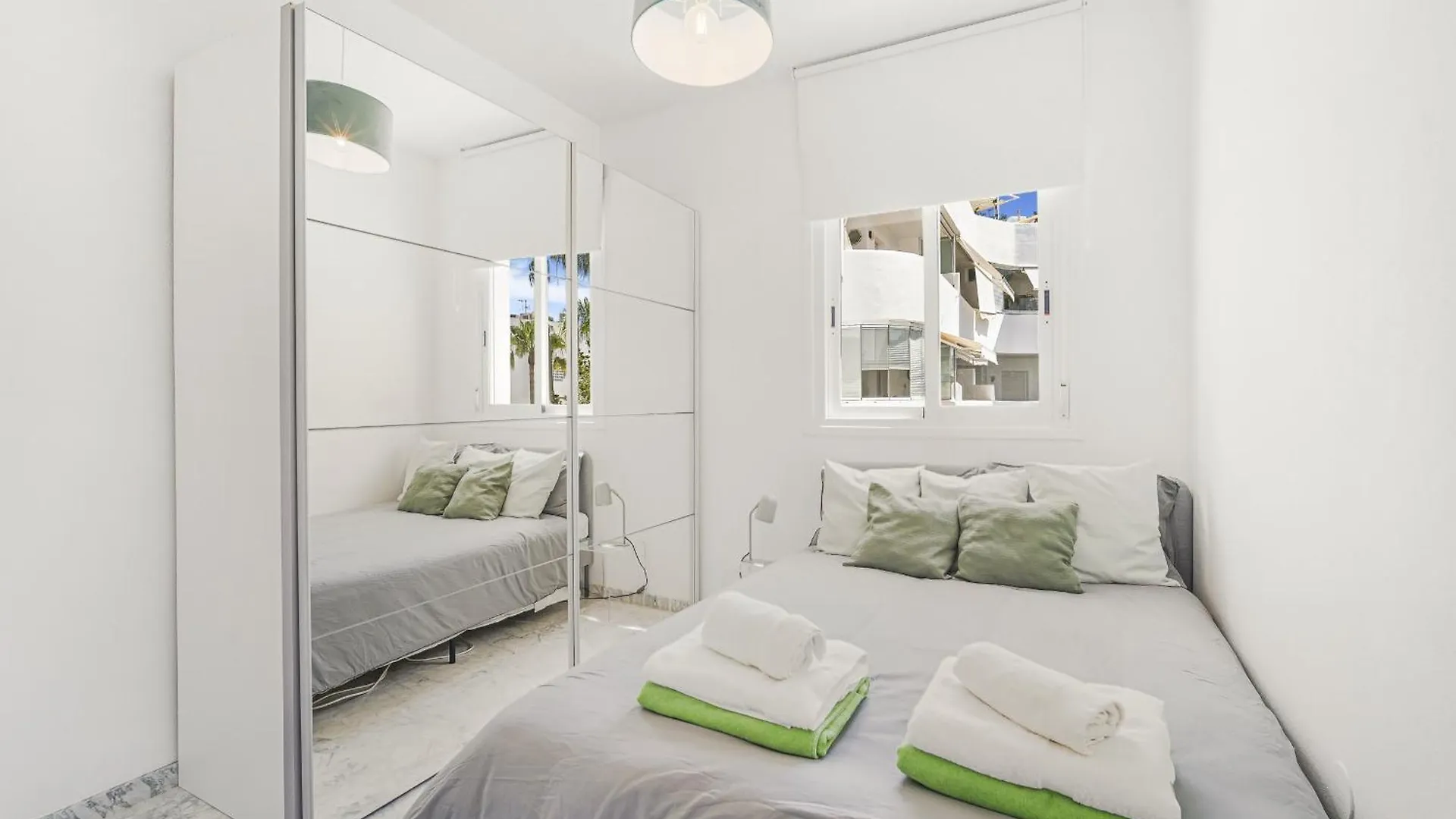 Marbella Real Golden Mile - 3 Bedroom Apartment