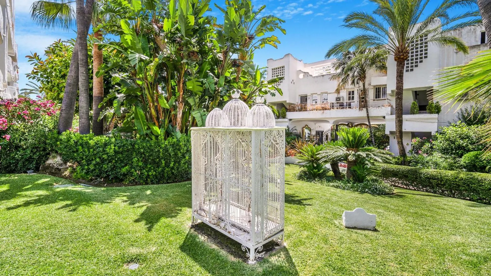 Marbella Real Golden Mile - 3 Bedroom Apartment Испания